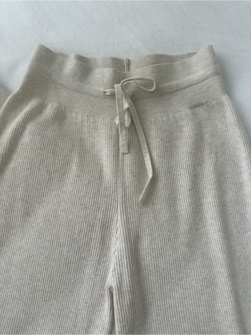 Uniqlo Cream Knit Wide-Leg Drawstring Pants - Picture 3 of 4